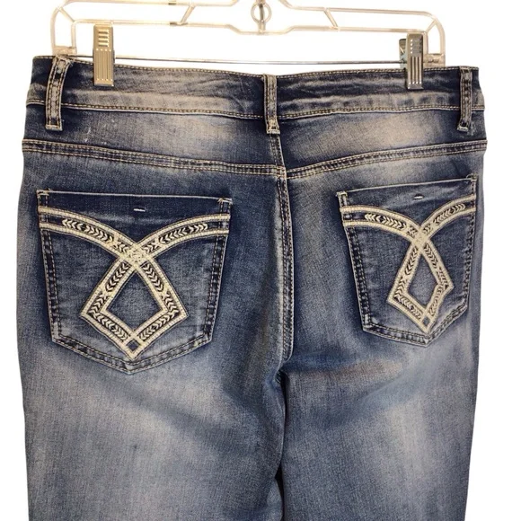 NWOT State of Independence Women’s Jeans Size 14 Stretch Denim Embroidered - Picture 6 of 8